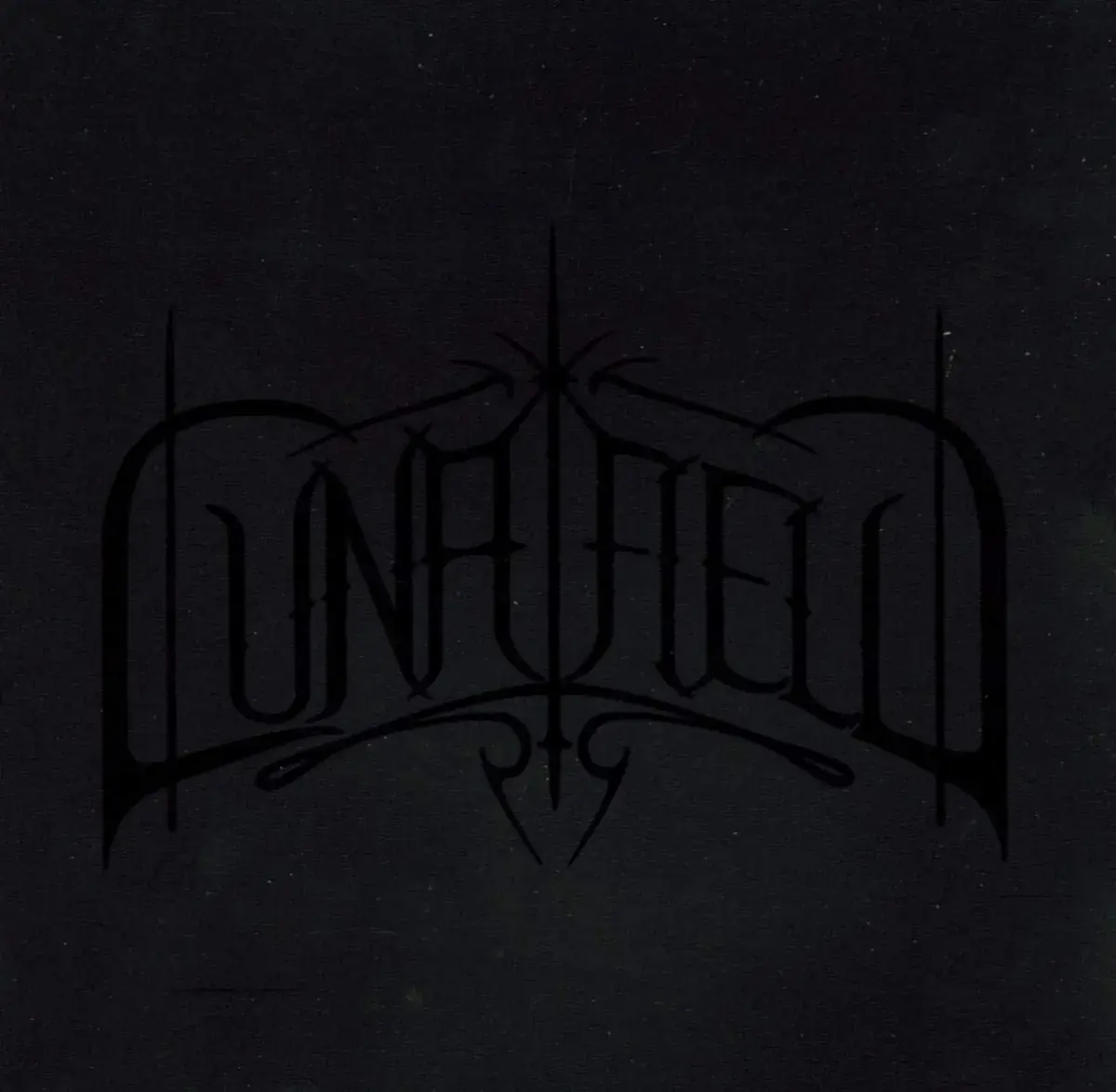 LUNA FIELD · Close to Prime | CD LUNA FIELD · Close to Prime | CD (Black Metal CDs)